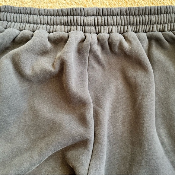 White Fox Boutique Dark Gray Women’s Size Small Sweatpants - Picture 11 of 14
